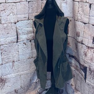 May & July Olive Green Hooded Women's Vest soft size L